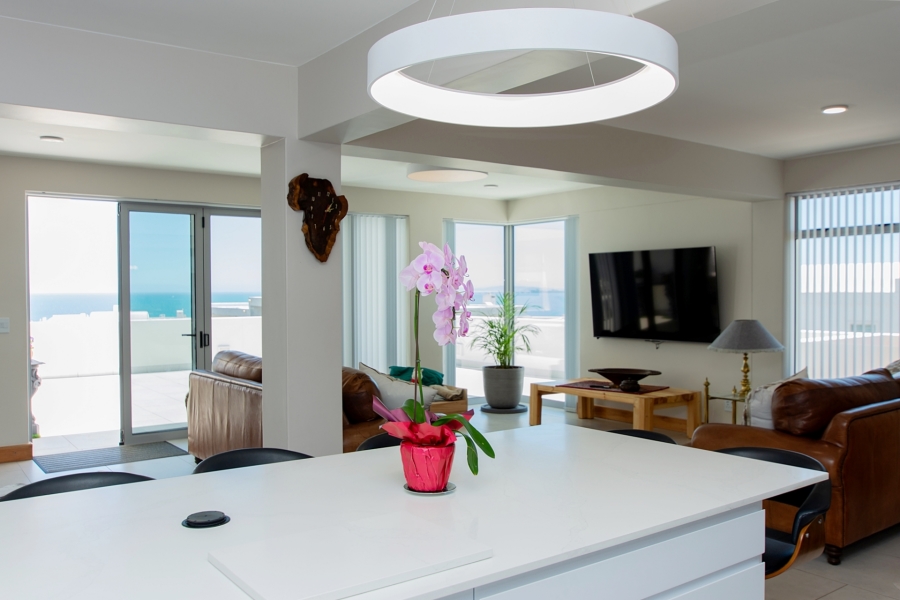 5 Bedroom Property for Sale in Paradise Beach Western Cape